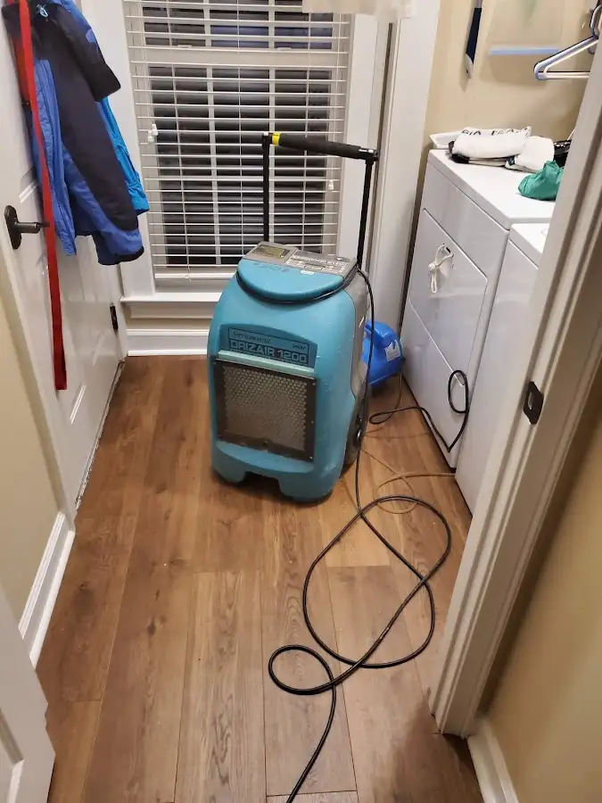 Commercial dehumidifier deployed for Crawl Space Restoration in Taylor